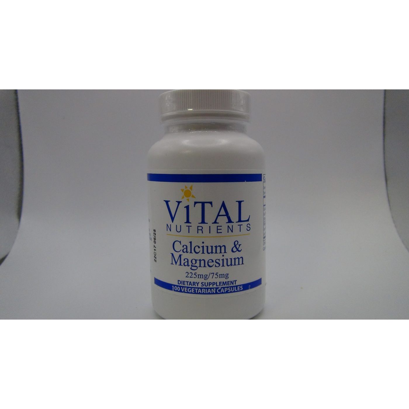 Vital Nutrients Calcium & Magnesium 225mg / 75mg 100 Vcaps